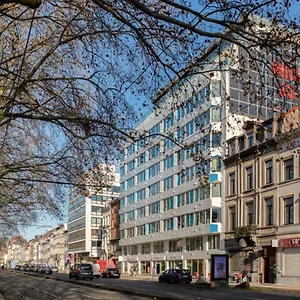 Aparthotel Flat Midi 33, Brussel